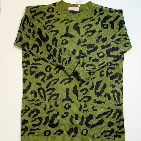 OLIVE LEOPARD PRINT SWEATER *BEST SELLER!! - Picture 2 of 6